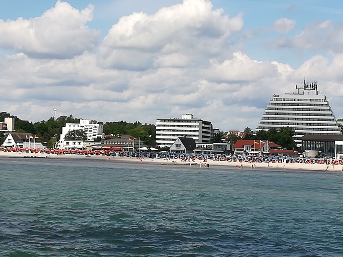 Ferienwohnung in Gr&ouml;mitz - Deichkrone - Blick von der Seebr&uuml;cke