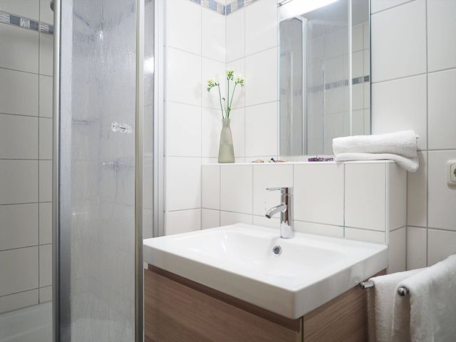 Ferienwohnung in Ostseeheilbad Zingst - Alte Reihe 10 - Silberm&ouml;we 2 - Bild 12