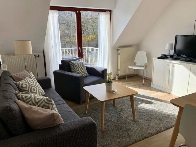 Ferienwohnung in Gustow - Ferienwohnung "Nils Holgerson" mit Balkon zwischen Strand, Wald & Wiese im Südosten der Insel Rügen! - Bild 4