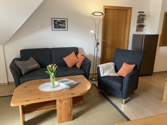 Ferienwohnung in Fehmarn OT Petersdorf - Ferienwohnung Bartels Kiebitzweg mit Balkon - Wohnbereich